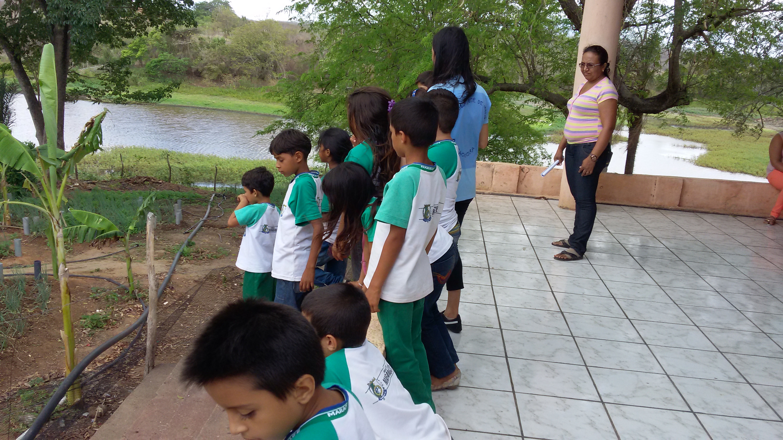 visitação a experiencia de horta mandala ecomuseu.jpg